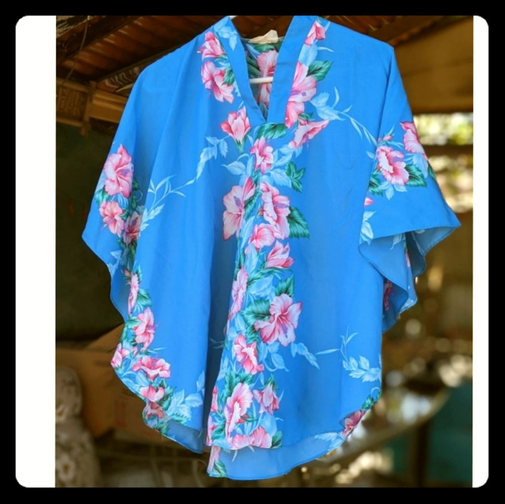 Vintage Hawaiian blouse size L